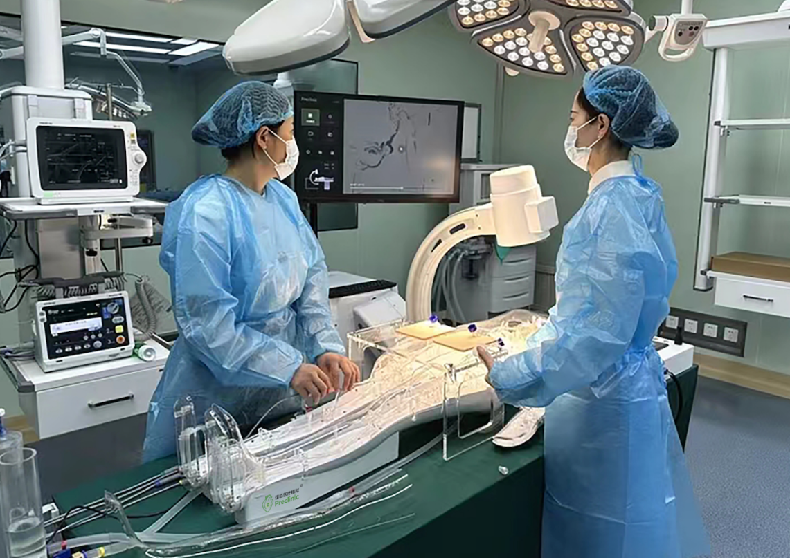 璞临医疗人体血管介入训练模型应用场景2.png